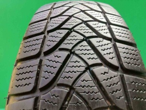 15 18565 Firestone Winterhawk  1