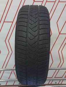 18 22550 Pirelli Sotto Zero 3 RFT 95H 20-25%1_11zon