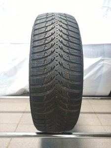 15 18565 Kumho Winter Craft WP-51 10-15 2-min