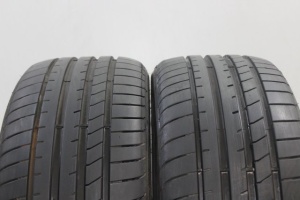 19 245 40 Goodyear Eagle F1 Assimetric 3