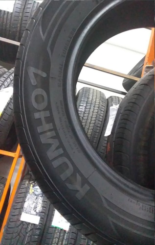 Шины Kumho Ecowing ES01 KH27 195/50 R15 -- б/у 6