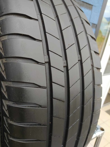 Шины Bridgestone Turanza T005 215/60 R16 -- б/у 6