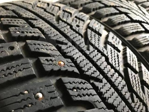 Шины Marshal I'Zen Stud 185/65 R14 -- б/у 3.5