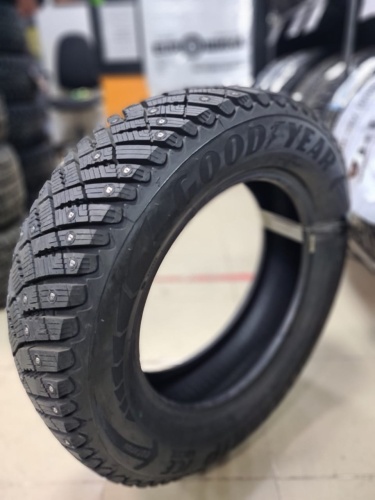 Шины Goodyear Ultragrip Ice Arctic 225/45 R18 95T