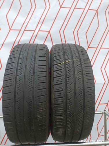 Шины Pirelli Agilis 235/65 R16C -- б/у 5.5