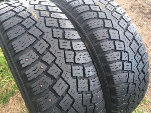 Шины SunFull SF-W11 215/65 R16 -- б/у 3.5