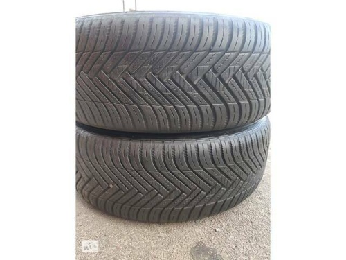 Шины Bridgestone Weather Control A001 205/55 R16 -- б/у 5