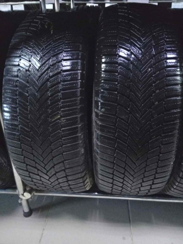 Шины Bridgestone Weather Control A005 195/60 R15 -- б/у 5.5