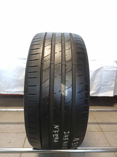 Шины Nexen N'Fera SU1 245/40 R18 -- б/у 5