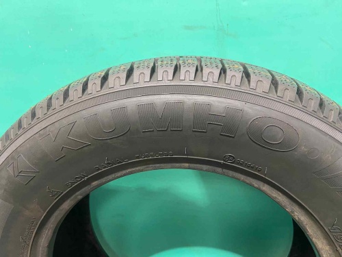 Шины Kumho I'Zen Stud Snow KW11 195/65 R15 -- б/у 6