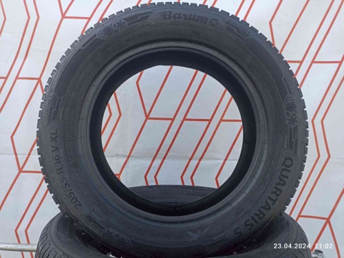 Шины Barum Quartaris 205/55 R16 -- б/у 5.5