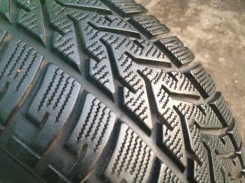 Шины Pirelli Winter 190 Performance 205/65 R15 -- б/у 3