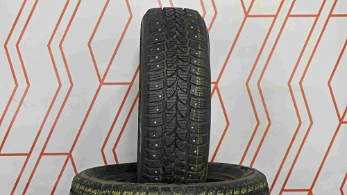 Шины Kormoran Stud Extreme 195/65 R15 -- б/у 3.5