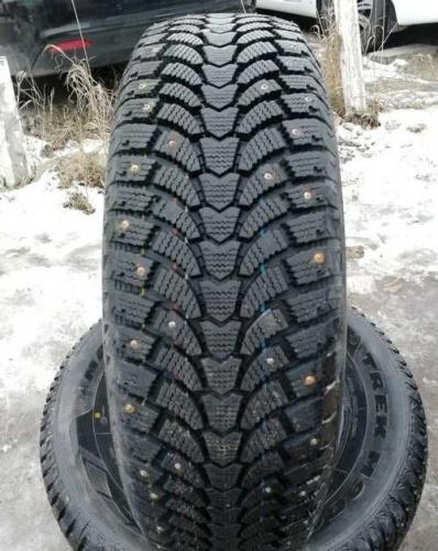 Шины Maxtrek TREK M-900 Ice 205/55 R16 -- б/у 3.5