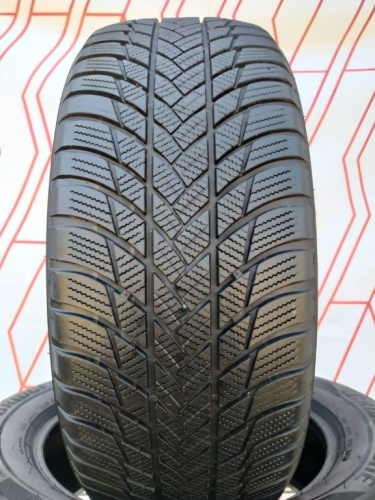 Шины Bridgestone Blizzak LM-001 225/60 R17 99H б/у 5