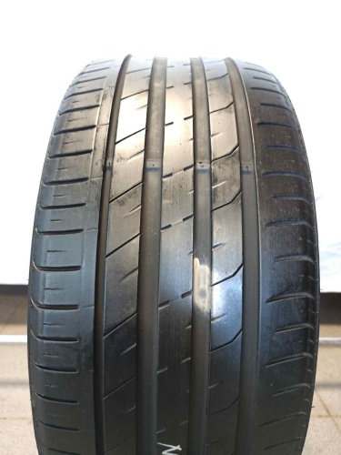 Шины Nexen N'Fera SU1 245/40 R18 -- б/у 5