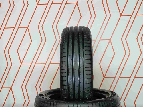 Шины Pirelli P Zero 235/50 R19 -- б/у 5.5