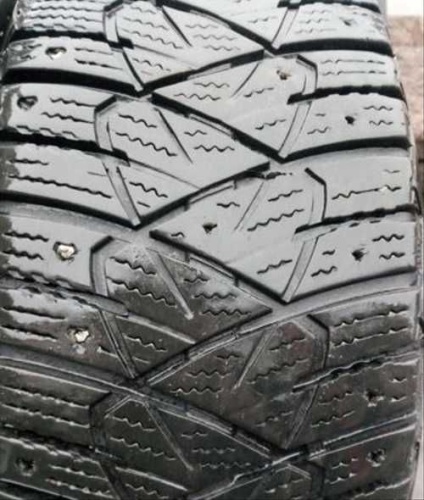 Шины Dunlop Ice Touring 225/55 R17 -- б/у 6