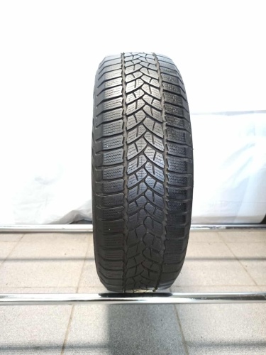 Шины Firestone Winterhawk 3 205/55 R16 -- б/у 5