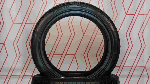 Шины Pirelli P Zero Rosso Direzionale 245/40 R19 -- б/у 6