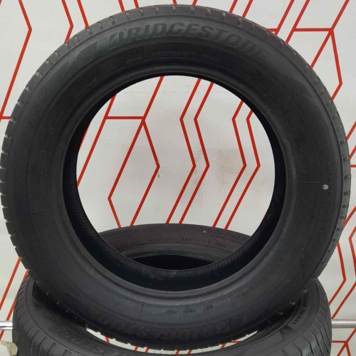 Шины Bridgestone Blizzak LM-001 225/60 R18 -- б/у 5