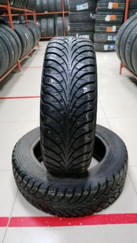 Шины Goodyear Ultra Grip Extrem 195/60 R15 -- б/у 6