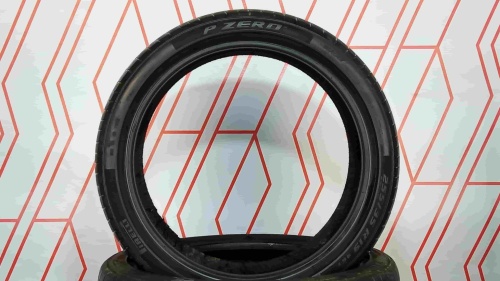 Шины Pirelli P Zero PZ4 255/35 R19 -- б/у 3.5