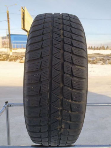 Шины Falken Eurowinter HS-449 215/65 R16 -- б/у 5