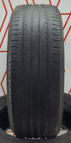 Шины Yokohama BluEarth E70 225/55 R18 -- б/у 3.5