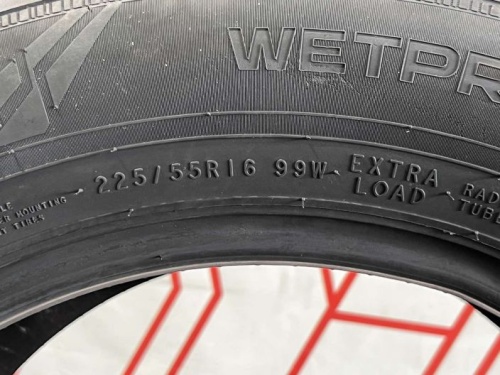 Шины Nokian Tyres Wetproof 225/55 R16 -- б/у 5.5