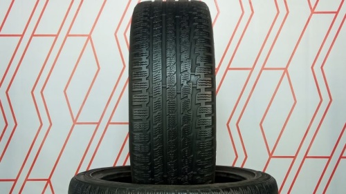 Шины Kumho I'Zen KW27 225/45 R18 -- б/у 5