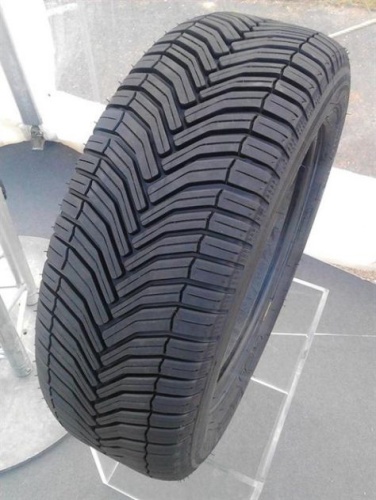 Шины Michelin Agilis Crossclimate 225/55 R17C -- б/у 6