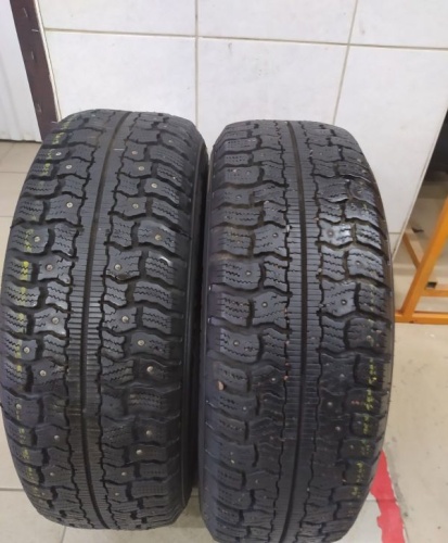 Шины Semperit IceGrip 2 195/65 R15 -- б/у 3.5