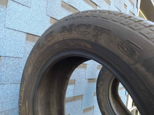 Шины Goodyear Eagle NCT5 215/65 R16 -- б/у 5