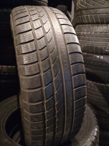 Шины Hankook Icebear W300 225/50 R17 -- б/у 3