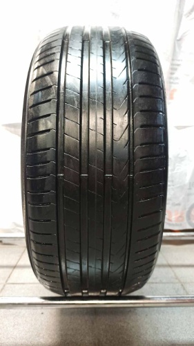 Шины Pirelli Cinturato P7 245/45 R18 -- б/у 5