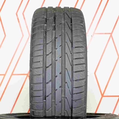 Шины Hankook Ventus S1 evo 2 K117 225/40 R18 -- б/у 5.5