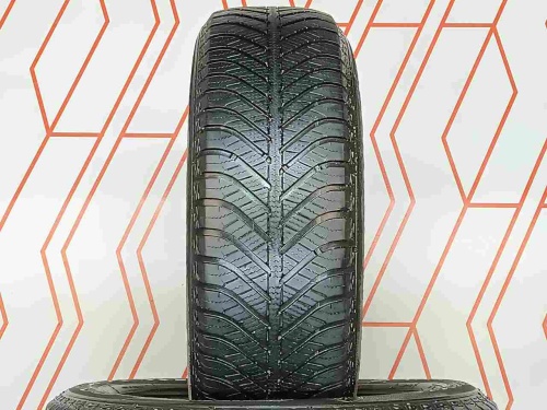 Шины Goodyear Vector 4Seasons 215/60 R17 -- б/у 5.5