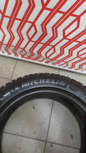 Шины Michelin X-Ice North 3 225/50 R17 -- б/у 3