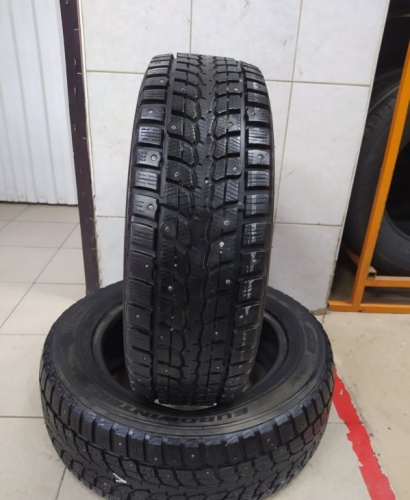 Шины Falken Eurowinter 185/65 R15 -- б/у 3.5