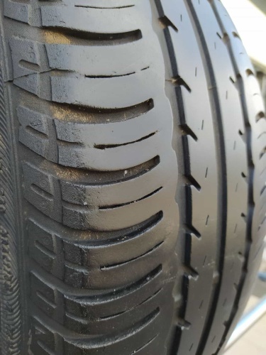 Шины Goodyear Eagle NCT5 215/65 R16 -- б/у 5