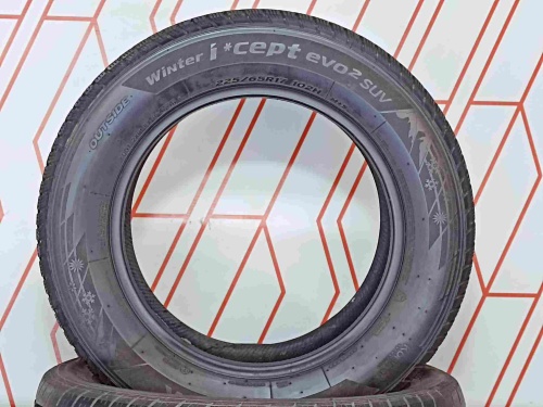 Шины Hankook Winter I'Cept Evo2 W320 225/65 R17 -- б/у 5