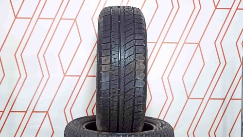 Шины Sailun Ice Blazer Arctic EVO 235/55 R20 105V