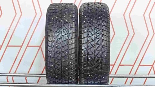 Шины Hankook Winter Radial W404 195/55 R15 -- б/у 5