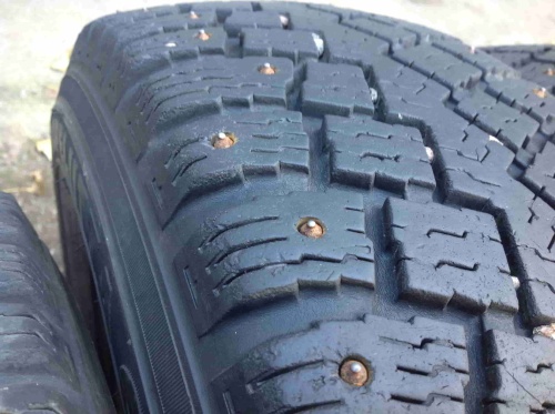 Шины Nokian Tyres Hakkapeliitta C Cargo 175/65 R14 -- б/у 3