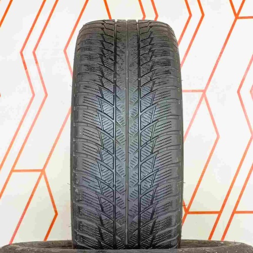 Шины Bridgestone Blizzak LM-001 225/50 R18 -- б/у 5