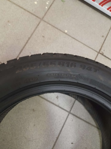 Шины Kumho WinterCraft Ice WI31 205/55 R16 -- б/у 6