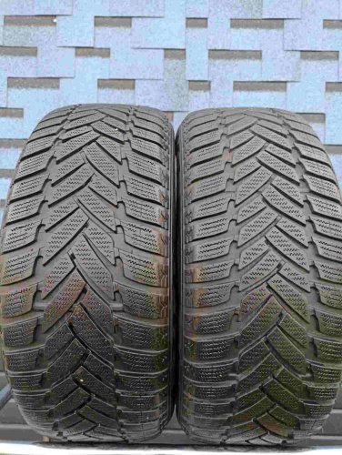 Шины Dunlop SP Winter Sport M3 215/55 R16 -- б/у 3.5